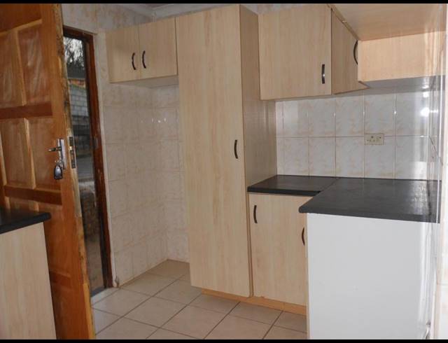2 BEDROOM TOWNHOUSE FOR SALE IN BELLAIR